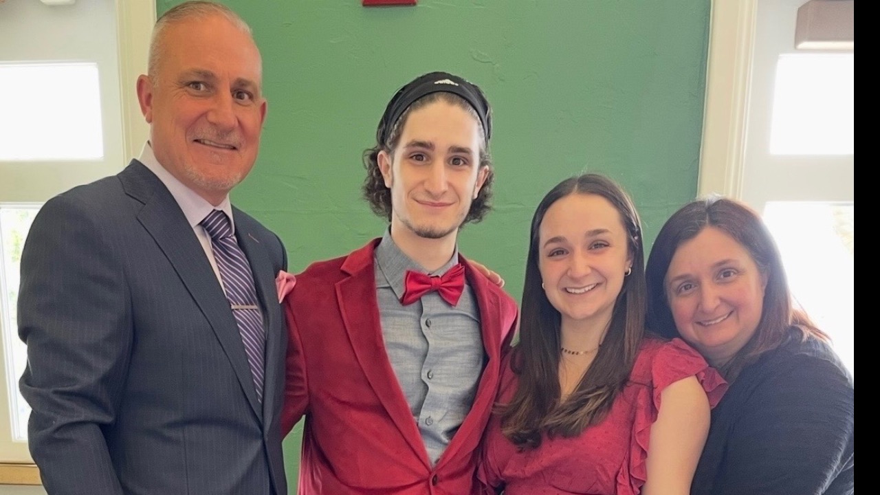 Support the family of Retired NYPD Detective Peter Gianatiempo